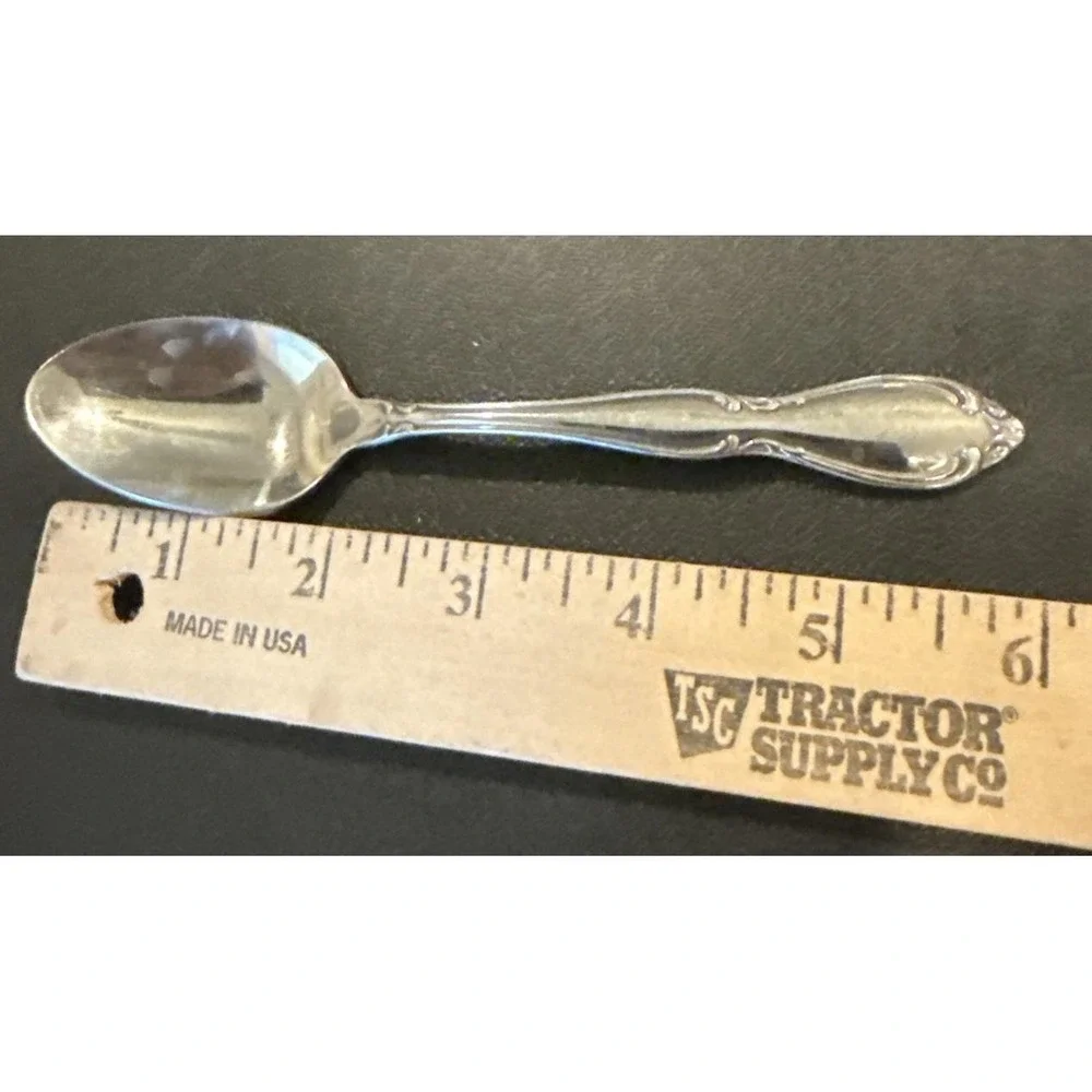 Oneida Deluxe Strathmore Stainless Steel Teaspoon Spoon Spoons Set Of 5 USA